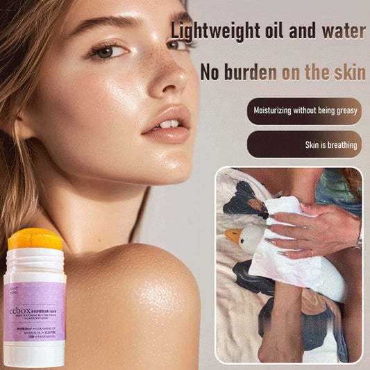 Fast essentiell olja hudfuktighetssticka